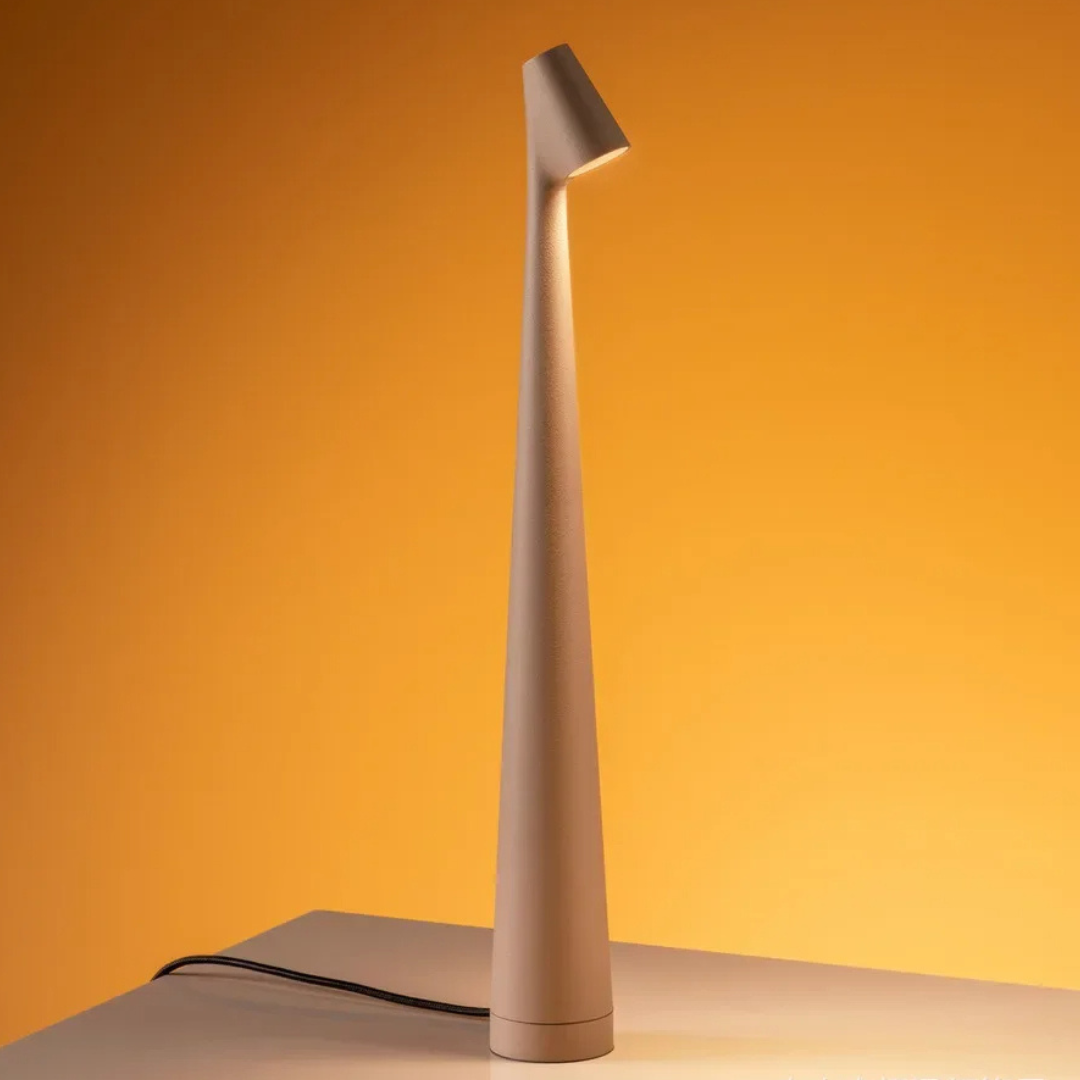 Skulpturturm Tragbare Lampe