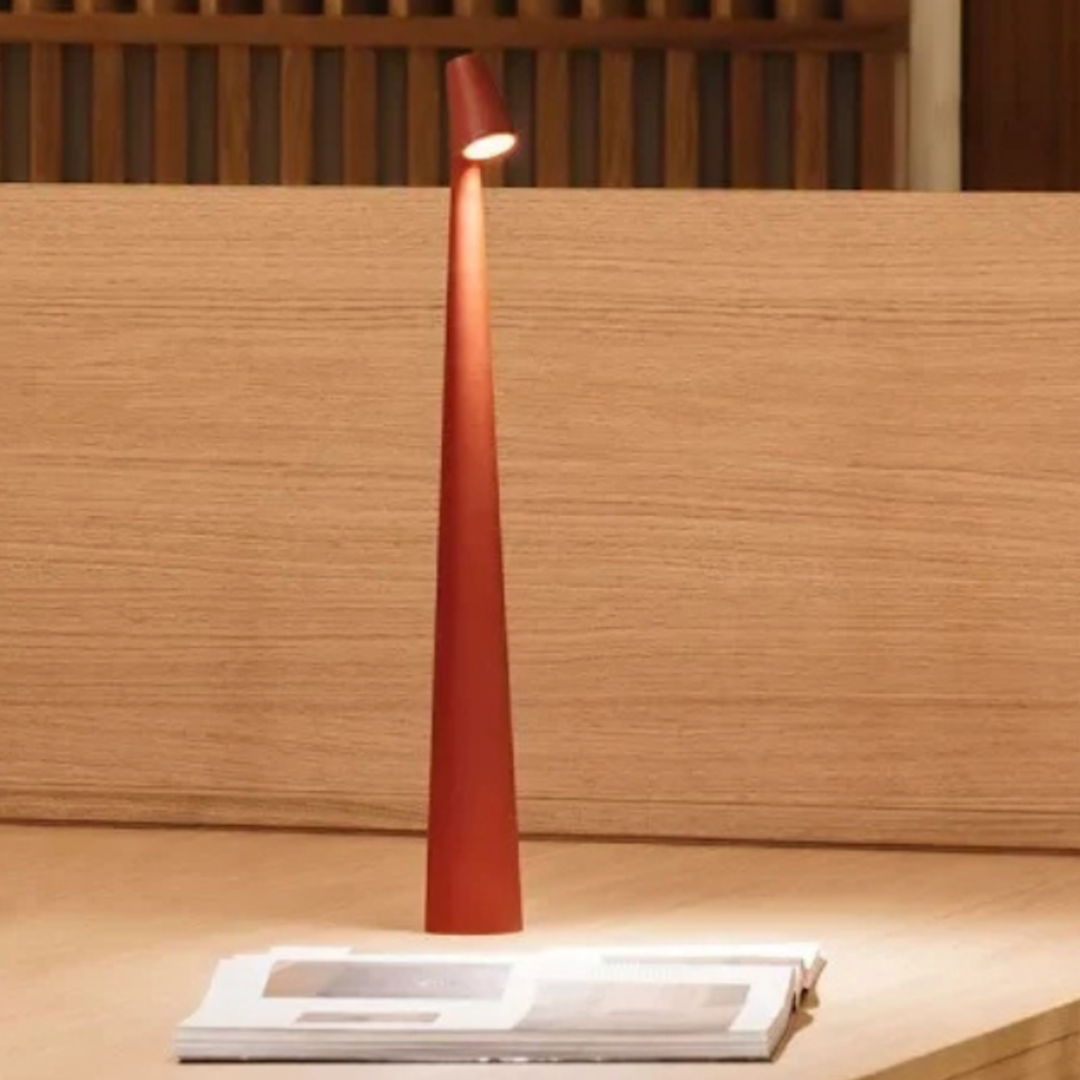 Skulpturturm Tragbare Lampe