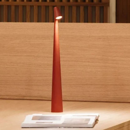 Skulpturturm Tragbare Lampe